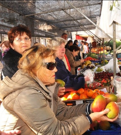 El mercado de Peguera cuenta con 150 expositores.